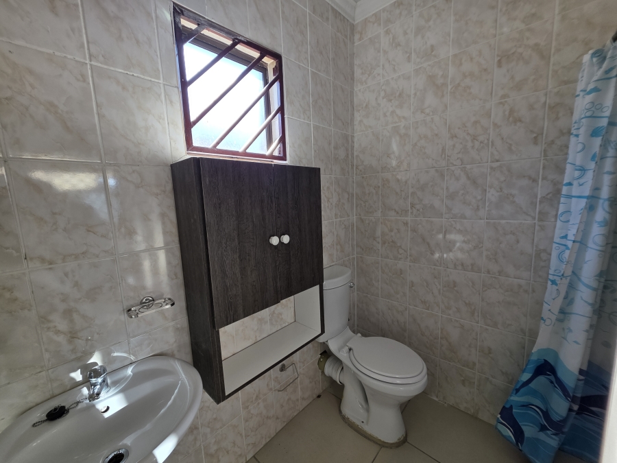 4 Bedroom Property for Sale in Flamingo Park Free State